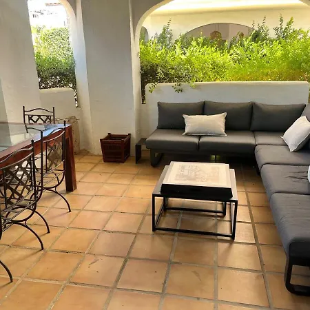 A 10-minute Walk To The * Marbella